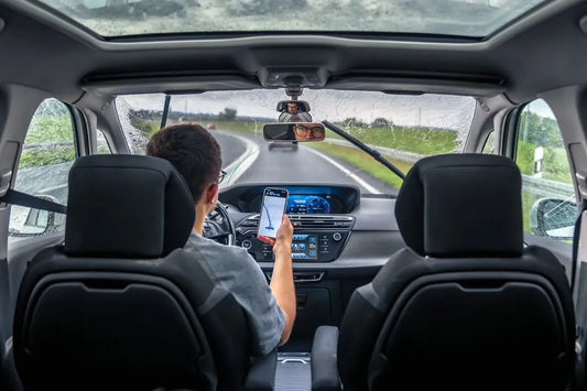 Divertissement Arrière : Les Meilleurs Supports pour Sièges Passagers (Têtes d'Appui et Consoles)