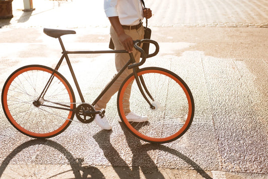 L'Aérodynamisme Compte : Supports Téléphone pour Vélo de Route : Impact sur la Vitesse et le Cintre Aérodynamique.