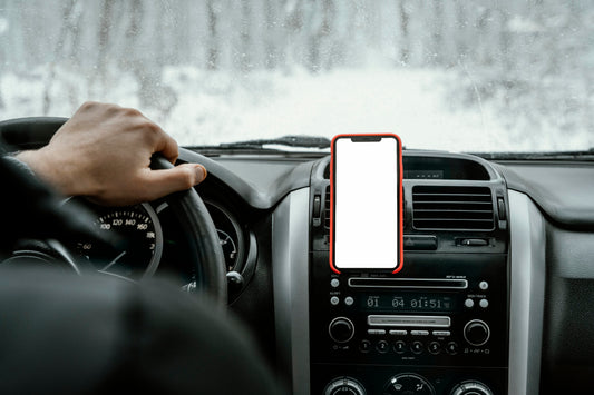 Qi2, 15W et Refroidissement Actif : Pourquoi votre Support Téléphone Voiture Doit Gérer la Chaleur en 2025